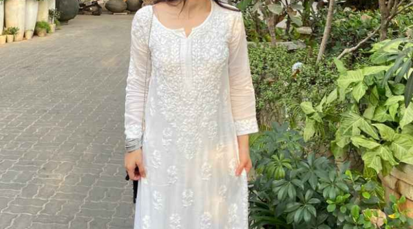 Timeless Style: How to Elevate Your Look with a Classic White Kurti