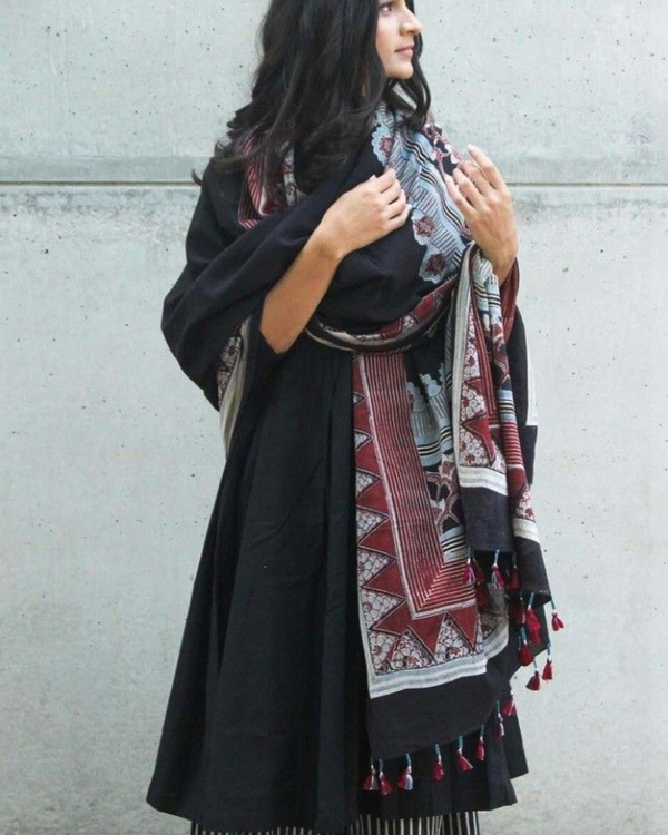 How to Style Kurti in Winter: Complete Guide for Chic & Cozy Outfits