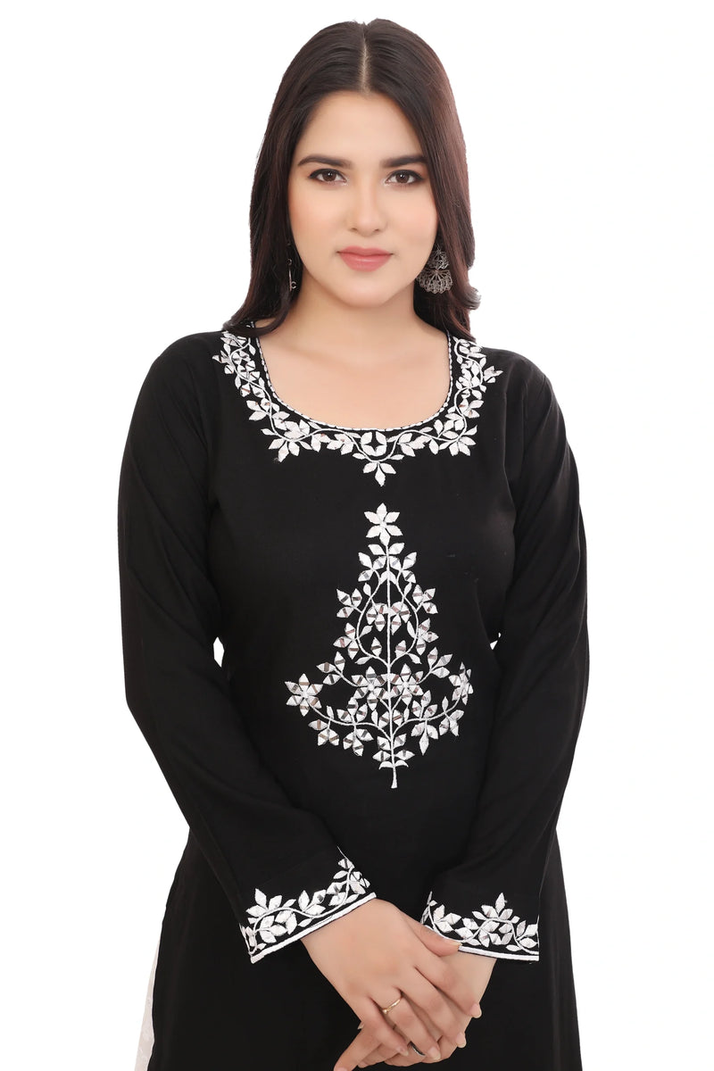 Jumar Embroidered Kurta