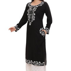 Paisley Pattern Embroidered Kurta
