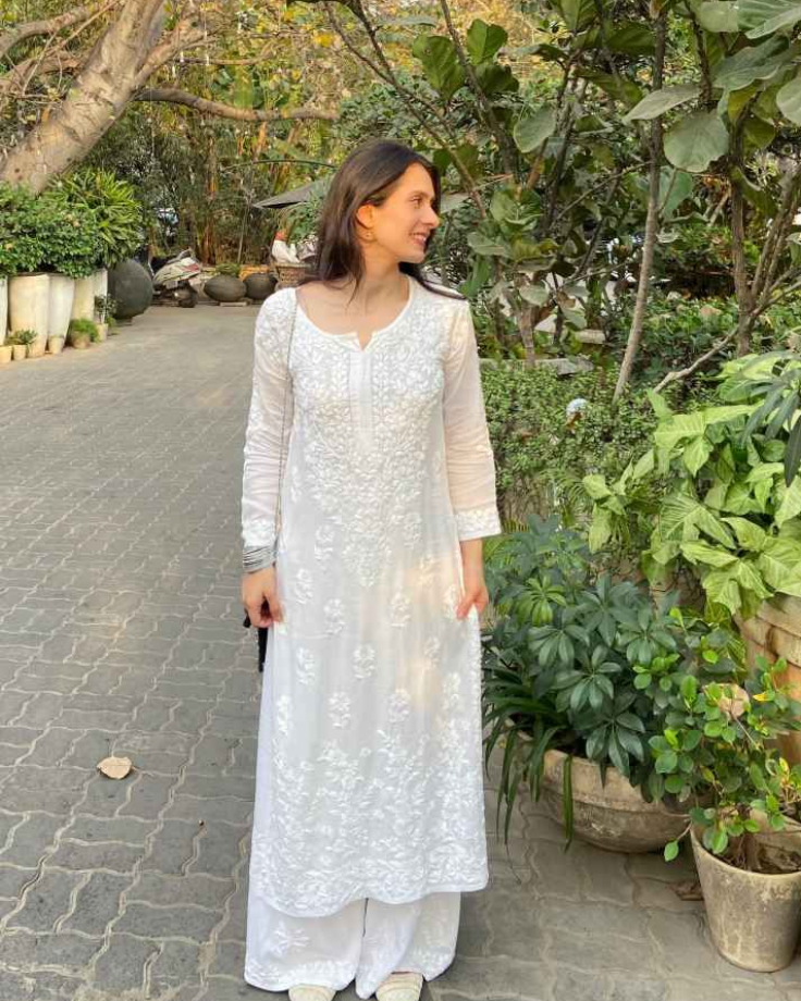 white kurti